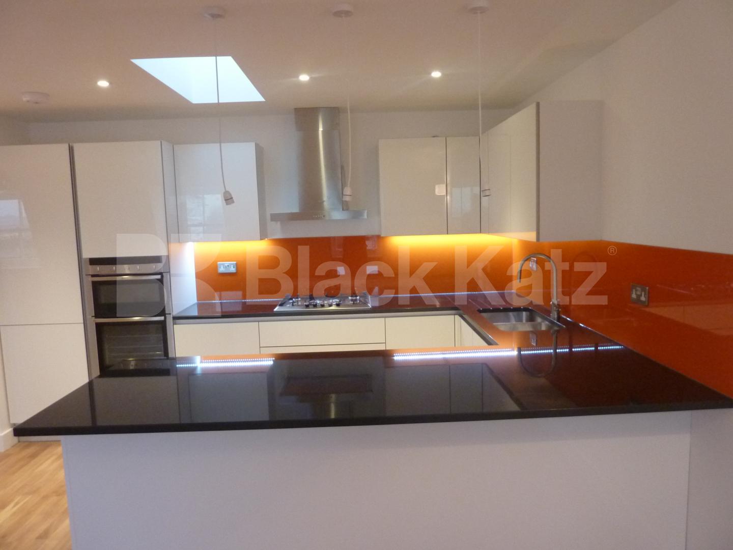 			New Instruction, 2 Bedroom, 1 bath, 1 reception Flat			 York Way, ISLINGTON / KINGS CROSS